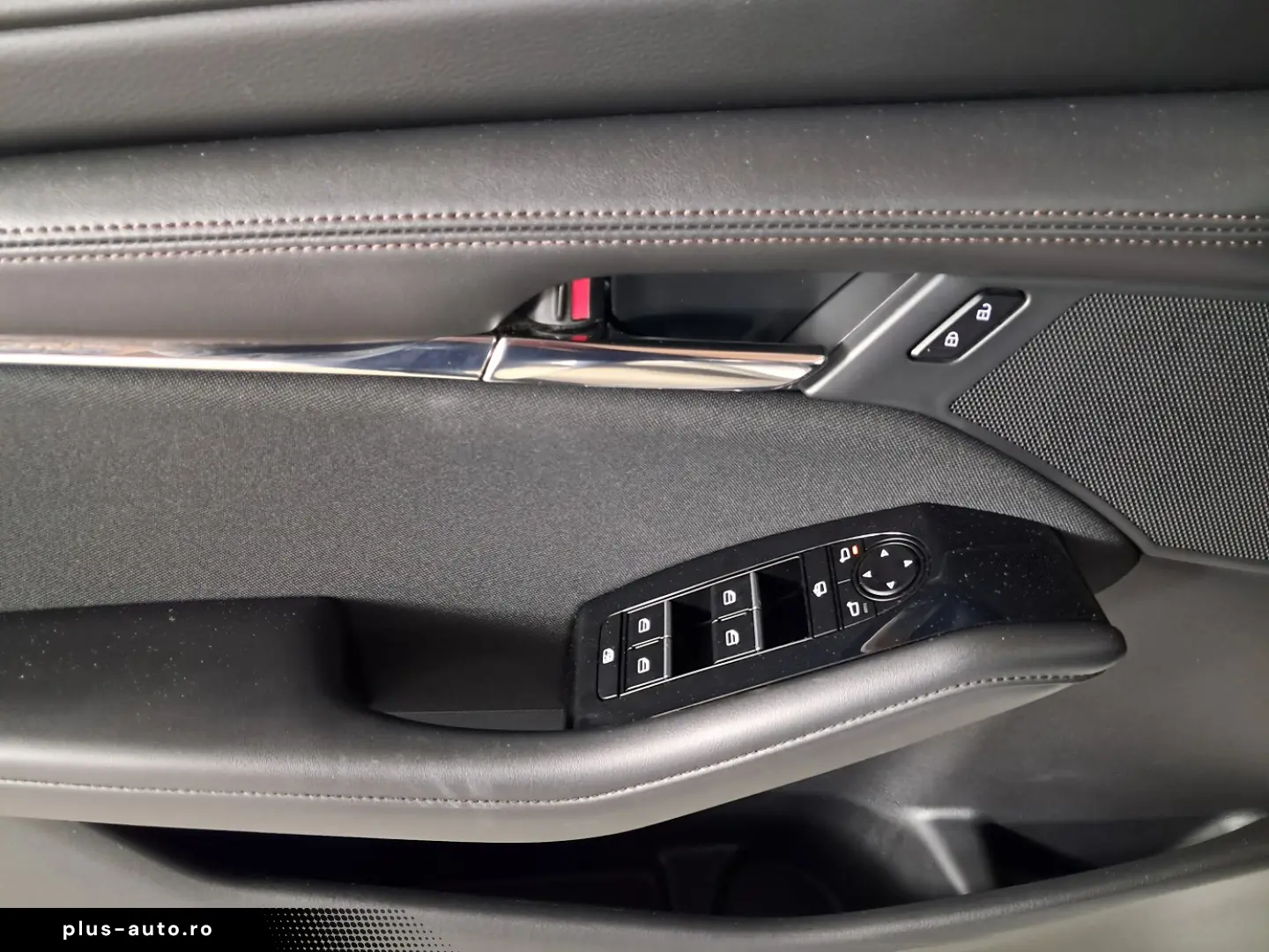 MAZDA 3 SEDAN  - SKYACTIV G 6AT