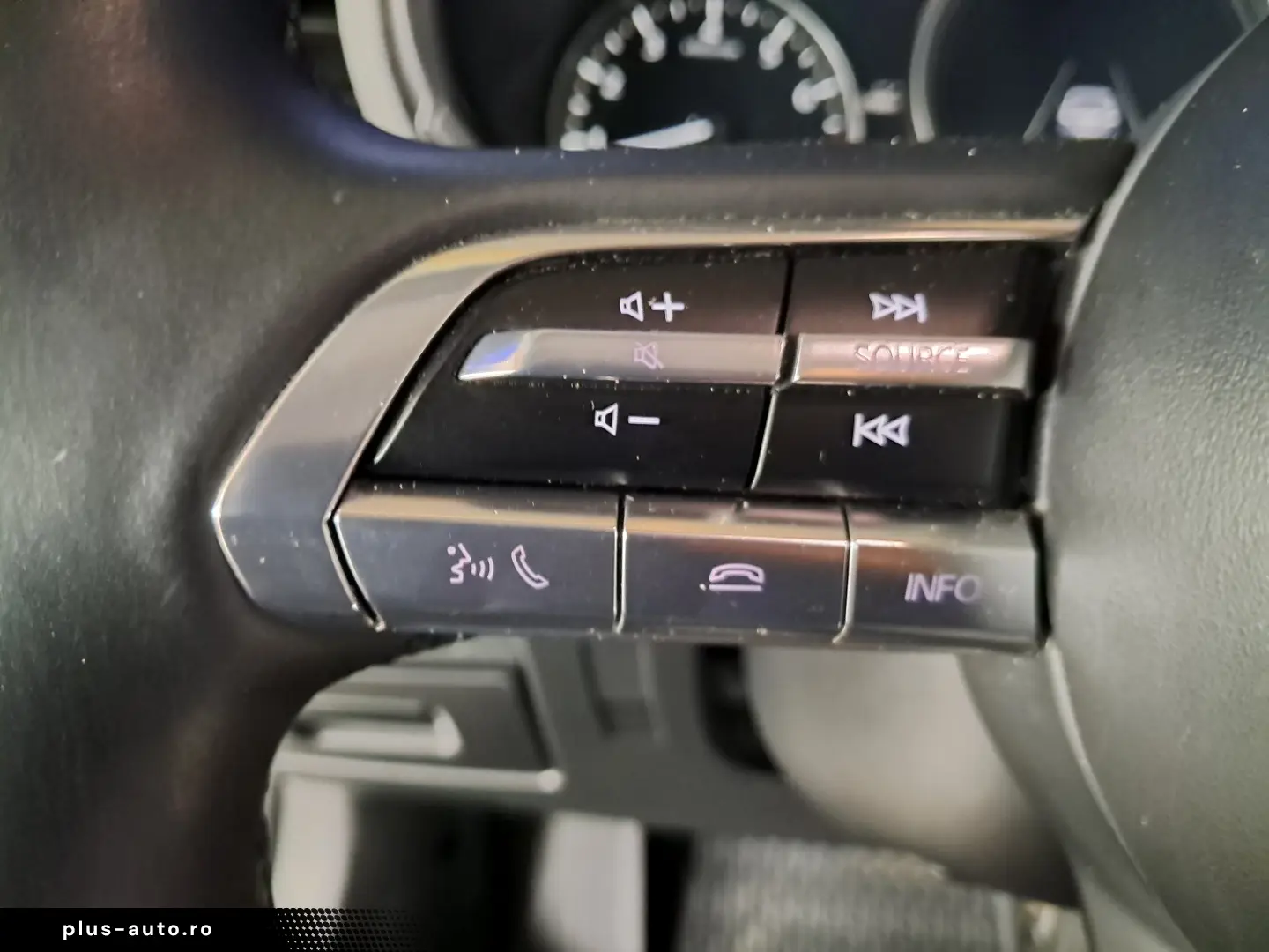 MAZDA 3 SEDAN  - SKYACTIV G 6AT