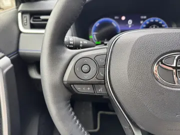 RAV 4 2.5 4x2 Hybrid Style Selection  360 SHZ AC