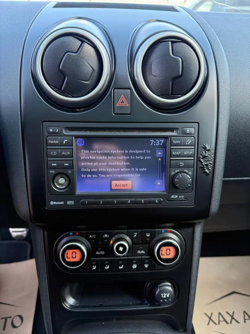 NISSAN QASHQAI TENKA