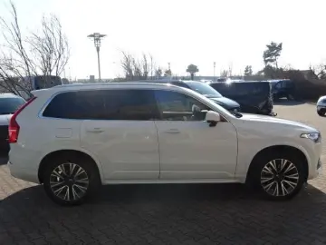 XC90 Momentum Pro AWD