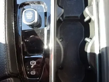 XC90 Momentum Pro AWD