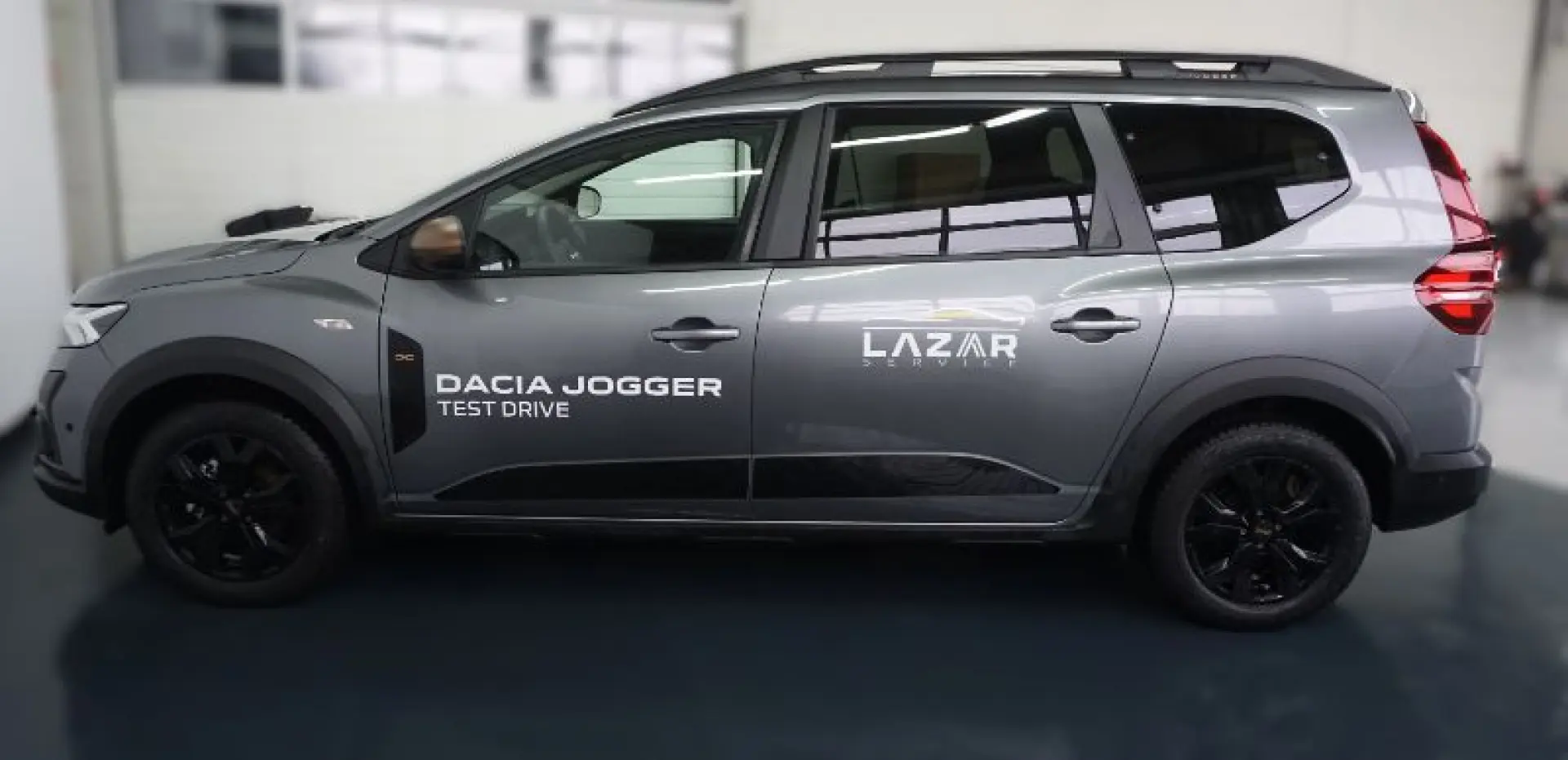 DACIA JOGGER 1.6 Hybrid 140HP EXTREME 7 locuri