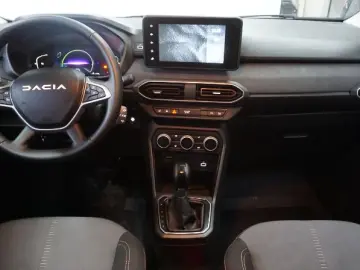 DACIA JOGGER 1.6 Hybrid 140HP EXTREME 7 locuri