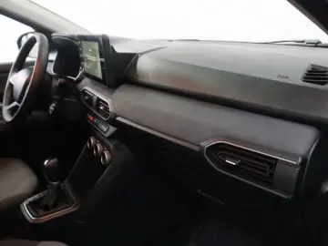 DACIA JOGGER 1.6 Hybrid 140HP EXTREME 7 locuri