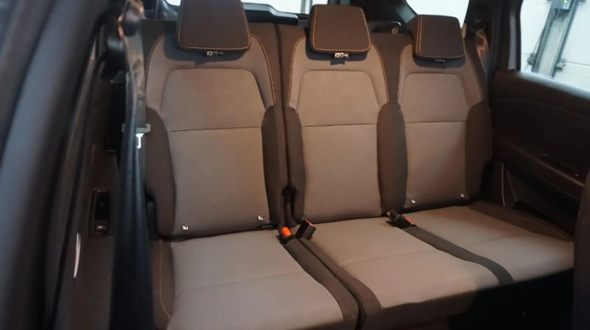 DACIA JOGGER 1.6 Hybrid 140HP EXTREME 7 locuri