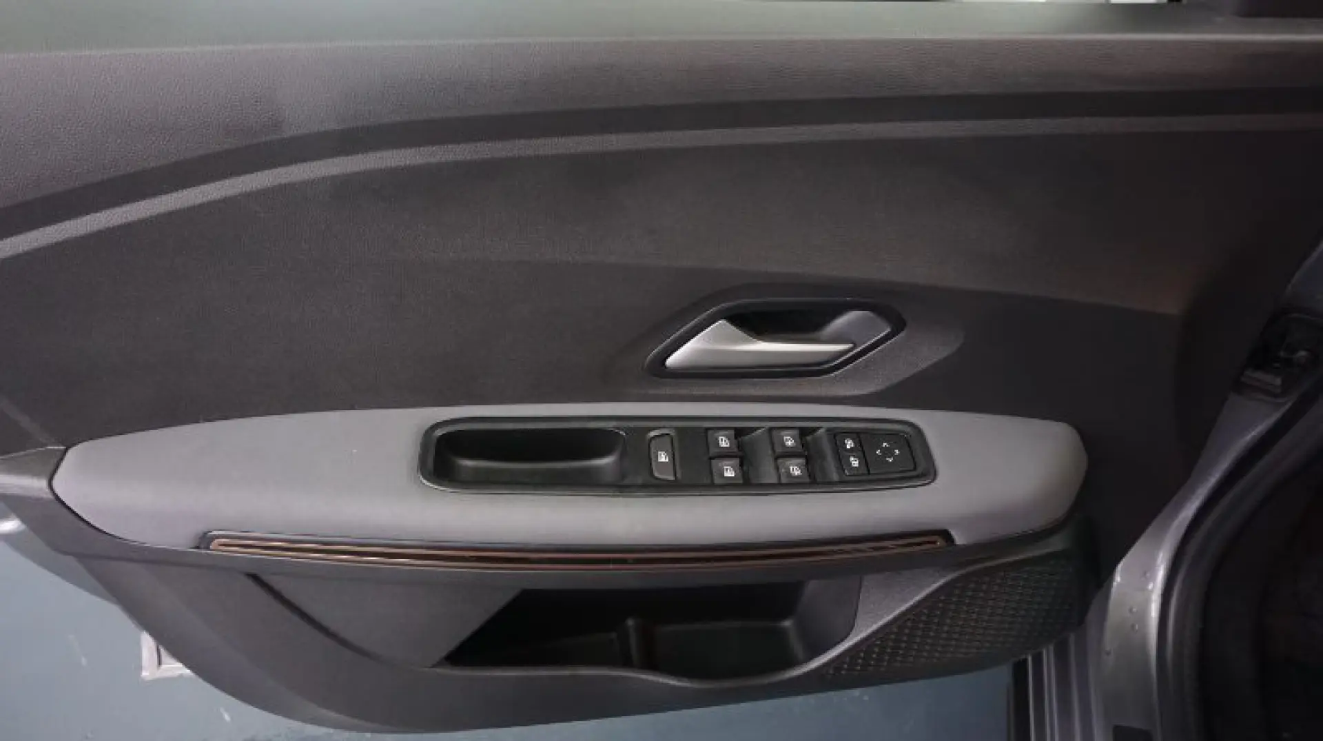 DACIA JOGGER 1.6 Hybrid 140HP EXTREME 7 locuri