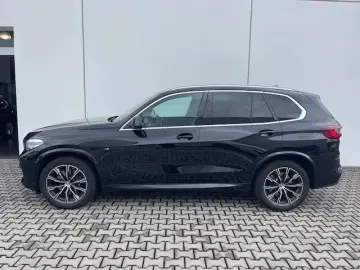 X5 xDrive 30dA M-Sport