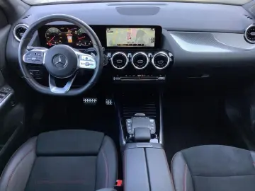 GLA 180 AMG LED MBUX High-End Spurhalte-A. DAB