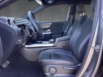 GLA 180 AMG LED MBUX High-End Spurhalte-A. DAB