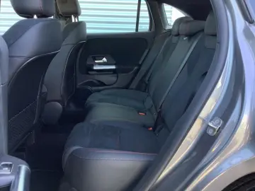 GLA 180 AMG LED MBUX High-End Spurhalte-A. DAB