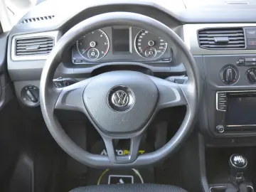 VOLKSWAGEN Caddy 2.0 TDI Combi