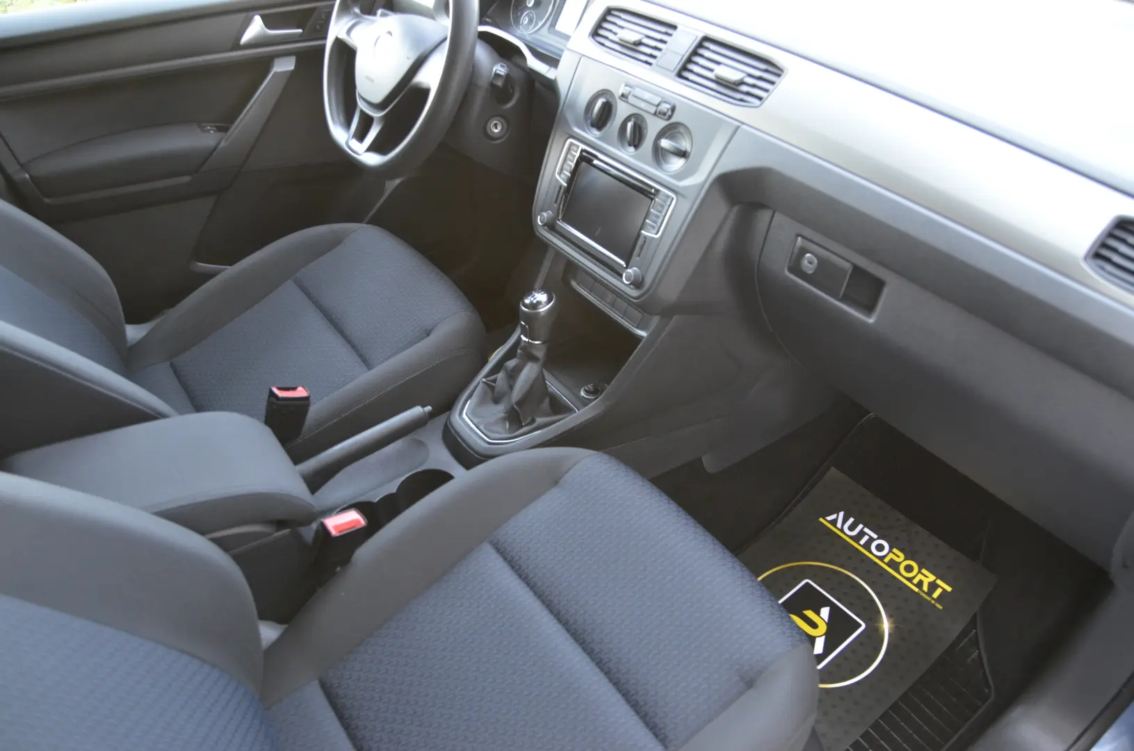 VOLKSWAGEN Caddy 2.0 TDI Combi