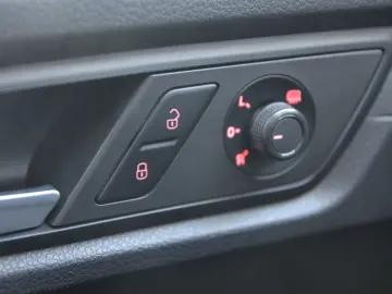 VOLKSWAGEN Caddy 2.0 TDI Combi