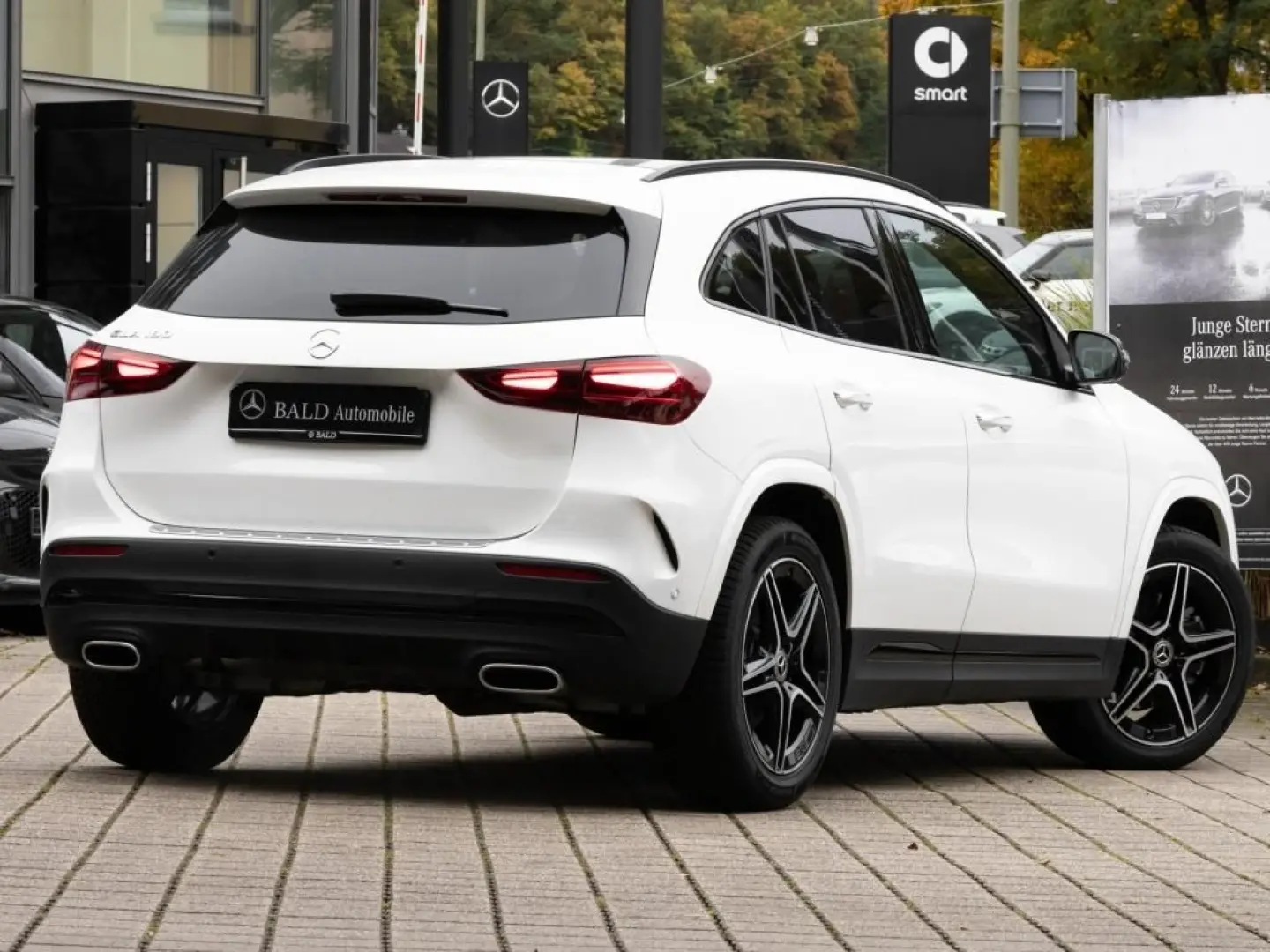 GLA 180 AMG-Sport Pano Night 360 MBeam Totw