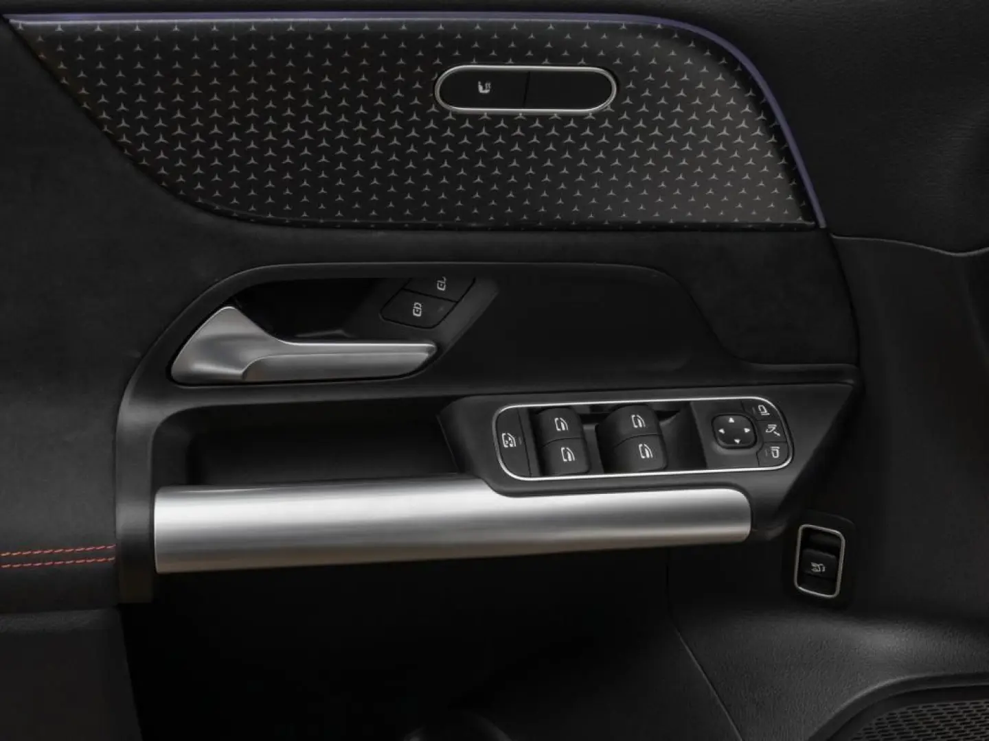 GLA 180 AMG-Sport Pano Night 360 MBeam Totw