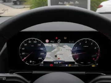 GLA 180 AMG-Sport Pano Night 360 MBeam Totw