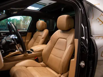 Porsche Cayenne 3.0 V6