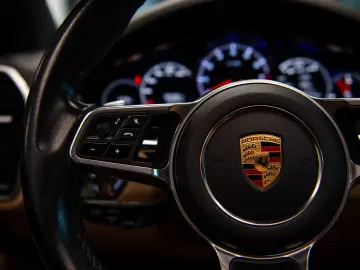 Porsche Cayenne 3.0 V6