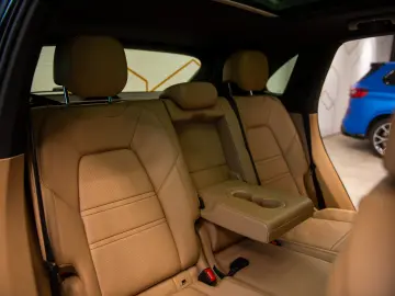 Porsche Cayenne 3.0 V6