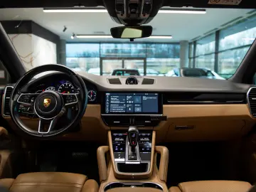 Porsche Cayenne 3.0 V6