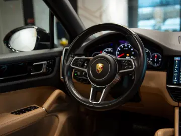 Porsche Cayenne 3.0 V6