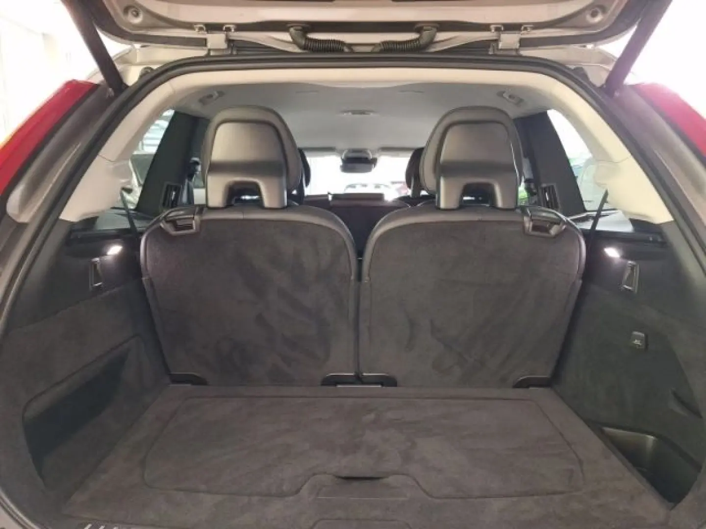 XC90 T8 AWD Inscription Expression HeadUp Pilot