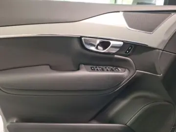 XC90 T8 AWD Inscription Expression HeadUp Pilot