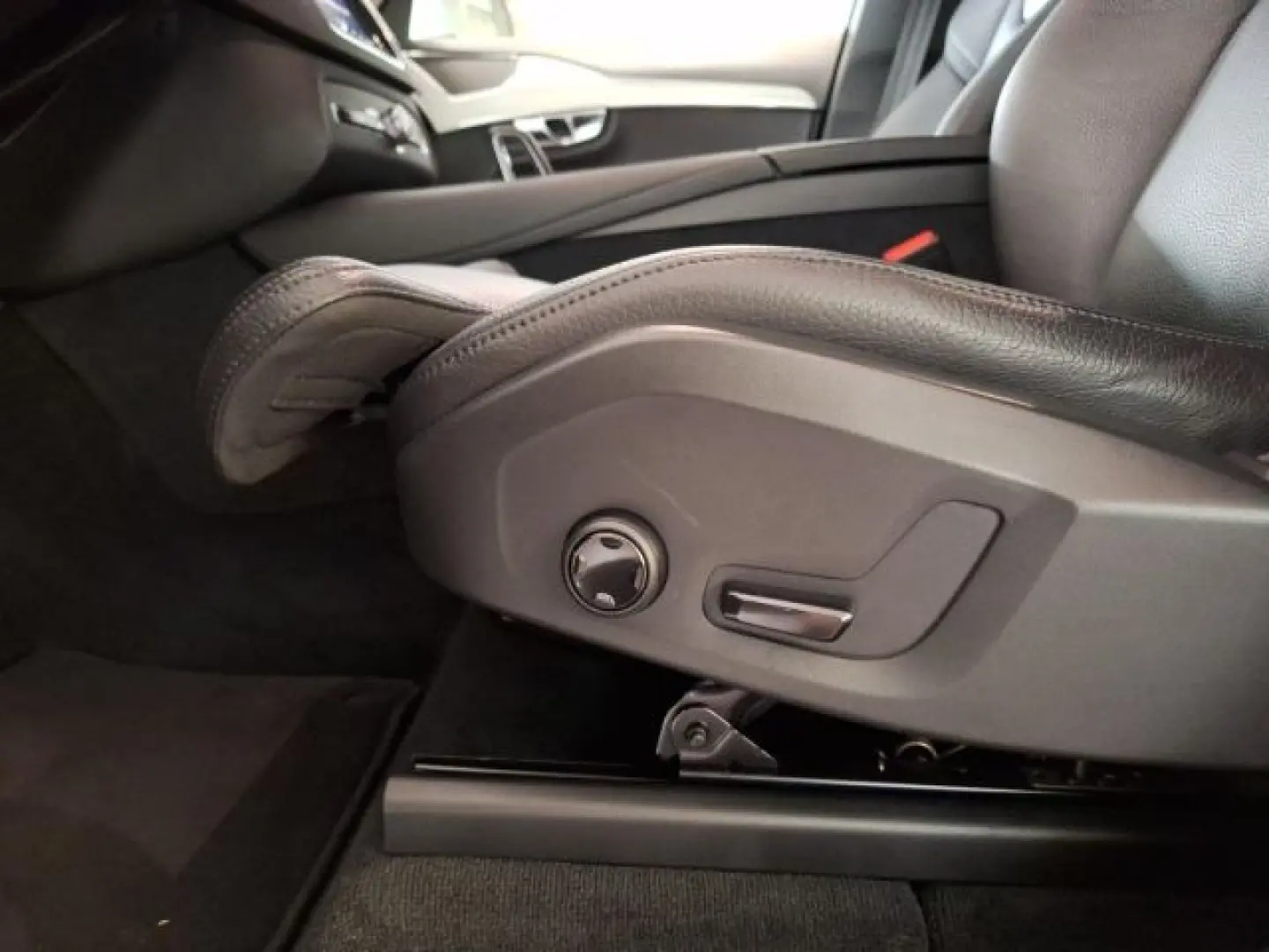 XC90 T8 AWD Inscription Expression HeadUp Pilot