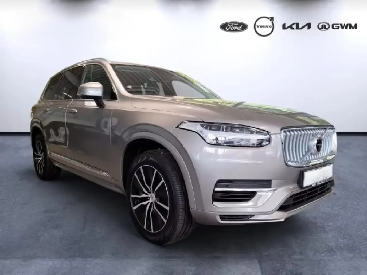 XC90 T8 AWD Inscription Expression HeadUp Pilot
