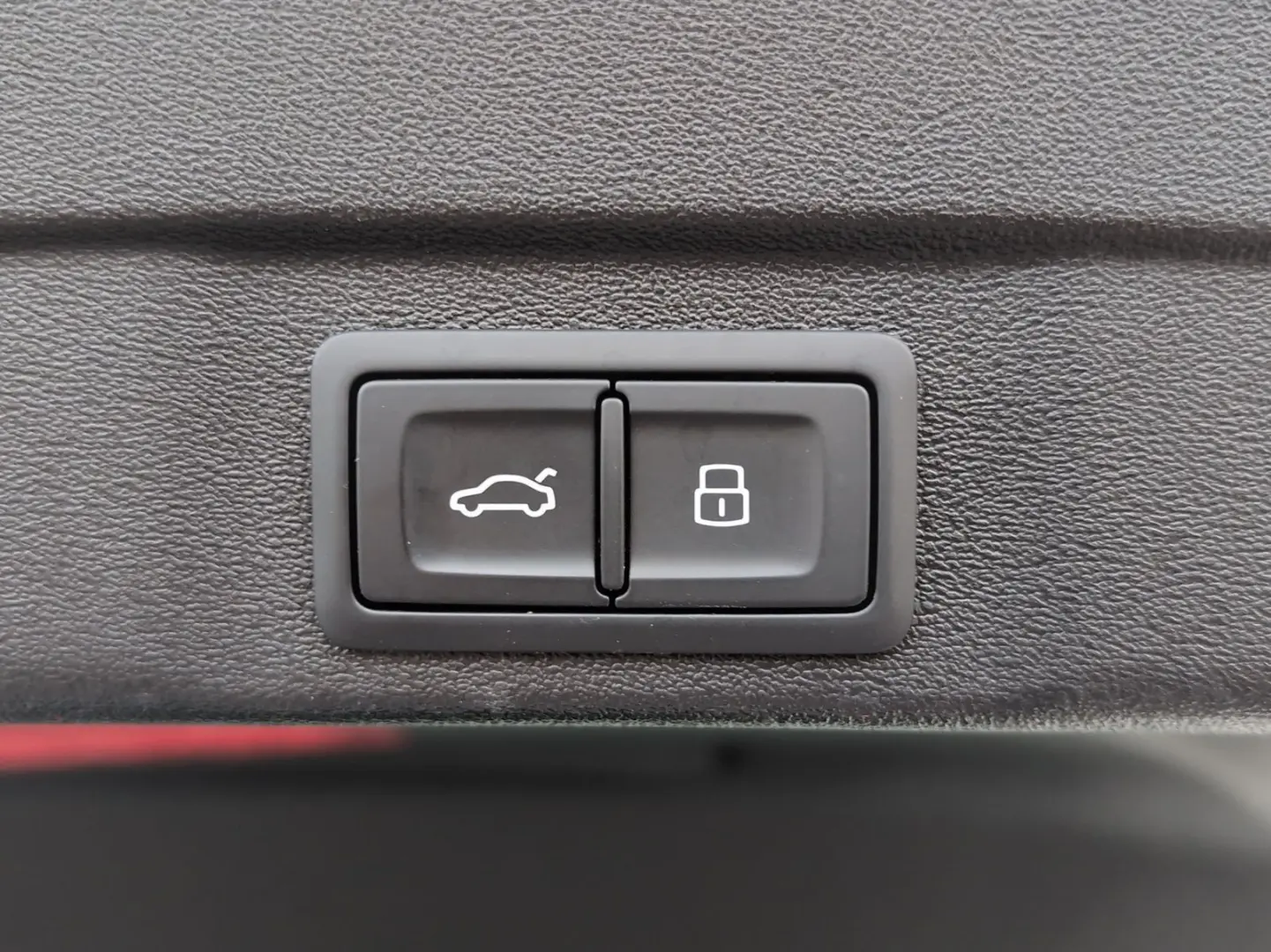 A5 Limousine 40 TDI qu S line edition one S tro