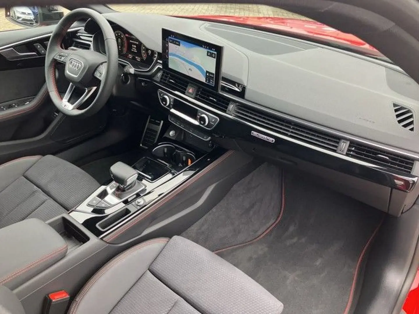 A5 Sportback 40 TFSI quattro S-tronic S-line AHK