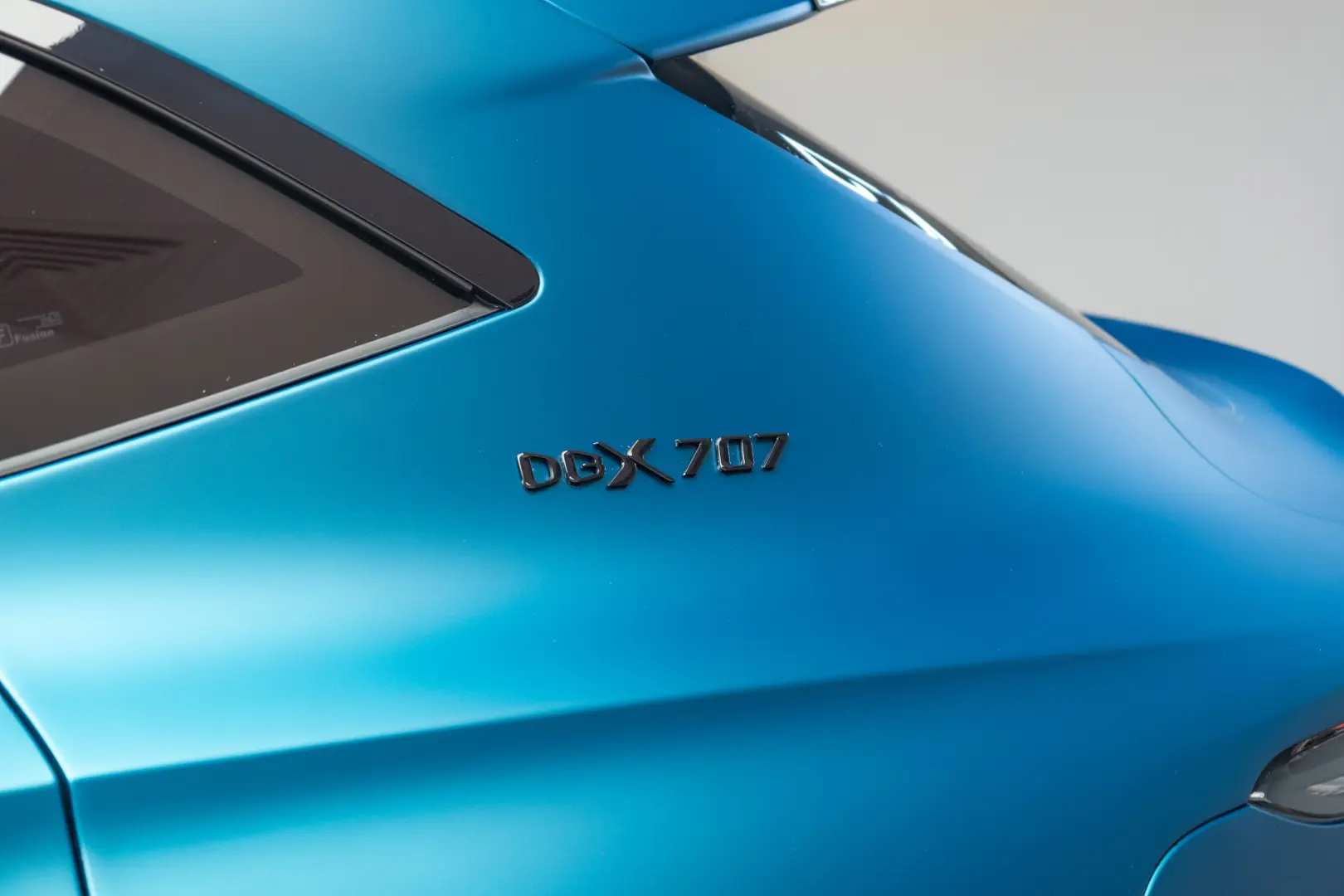 2023 ASTON MARTIN DBX 707