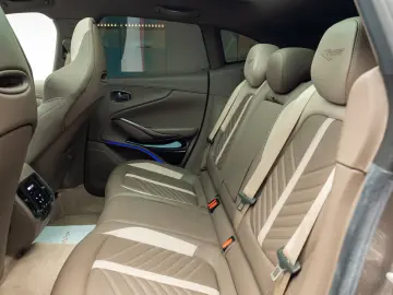 2023 ASTON MARTIN DBX 707