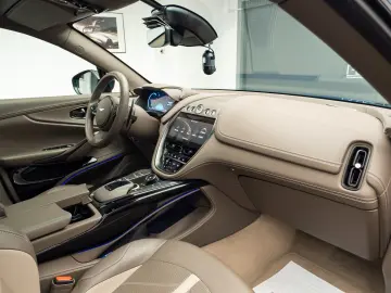 2023 ASTON MARTIN DBX 707