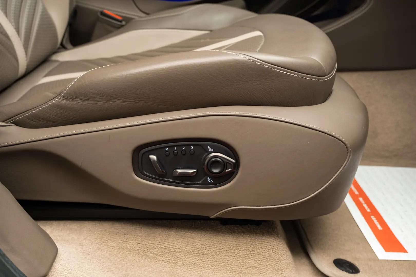 2023 ASTON MARTIN DBX 707