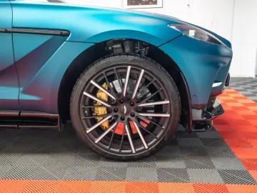 2023 ASTON MARTIN DBX 707