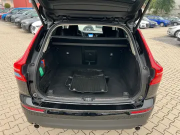 XC60 B4 Momentum Pro  LED Navi Sitzh. Kamera