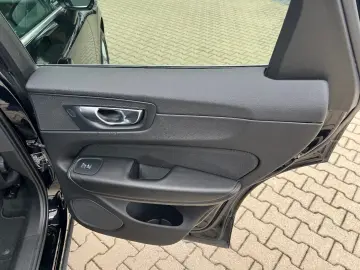 XC60 B4 Momentum Pro  LED Navi Sitzh. Kamera