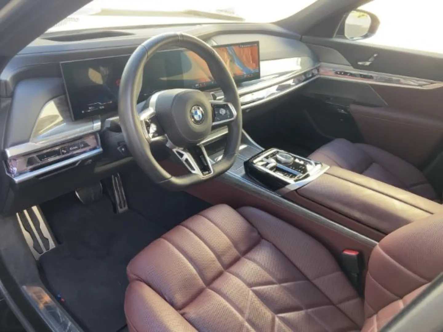 740 d xDrive M-Sport 22'' Pano-Sky Iconic St.Hzg