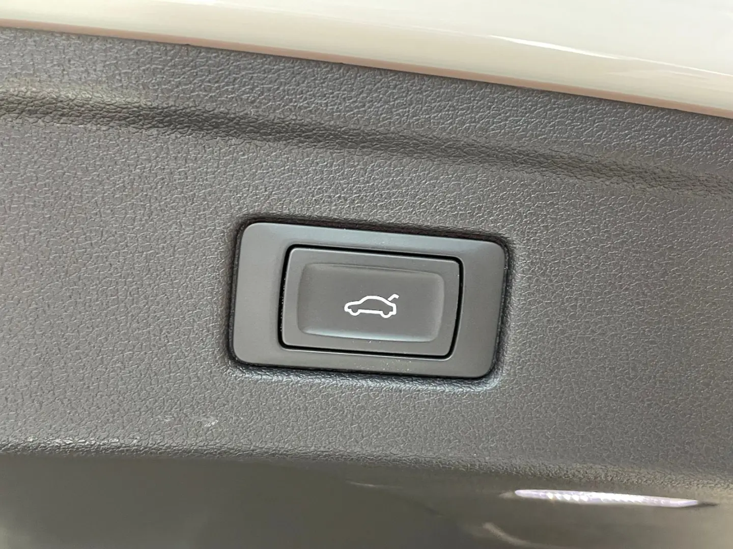 A5 Sportback 40 TDI QUATTRO S-Line NAVI LED AHK