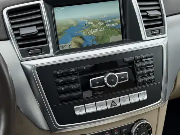 Mercedes-Benz ML 350 BlueTEC 4MATIC 7G-TRONIC