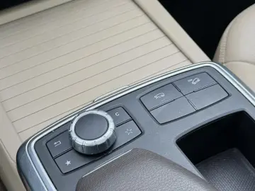 Mercedes-Benz ML 350 BlueTEC 4MATIC 7G-TRONIC