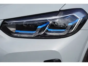 X4 M40 d M SPORT HUD AHK 360 KAMERA ACC HARMAN K