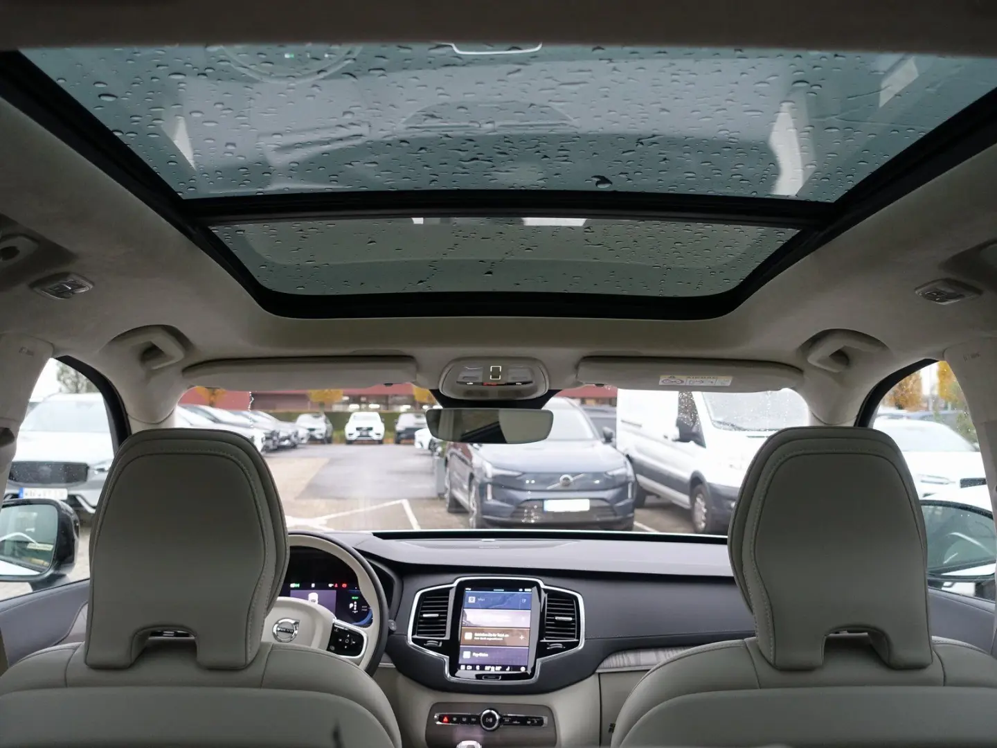 XC90 Ultra Dark T8 AWD Plug-in Hybrid PANO FourC