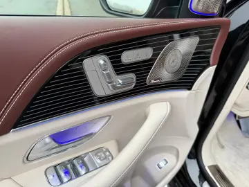 Mercedes-Benz GLS 600 Maybach GLS600