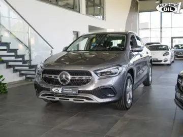 GLA 200d 8G-DCT  RFK Distr  LED 1.HAND