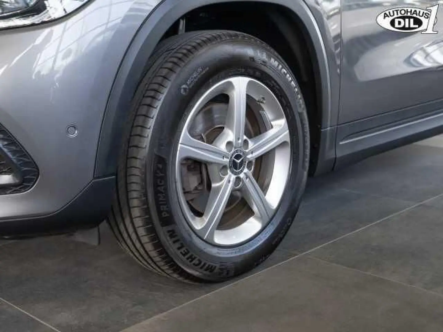 GLA 200d 8G-DCT  RFK Distr  LED 1.HAND