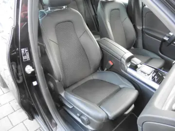 GLA 200 d DCT WIDE LED Navi Kamera 18  1-Hand