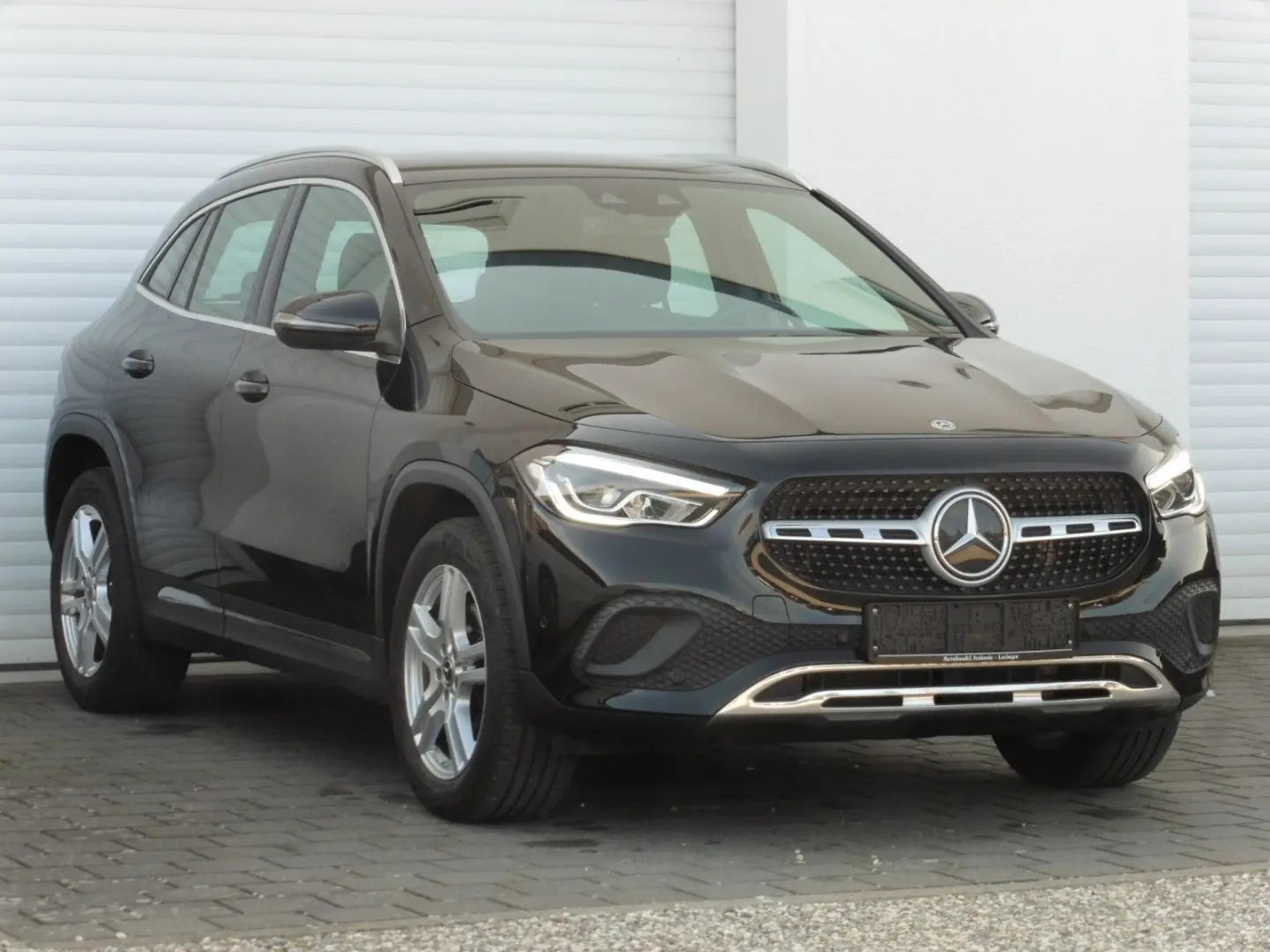 GLA 200 d DCT WIDE LED Navi Kamera 18  1-Hand